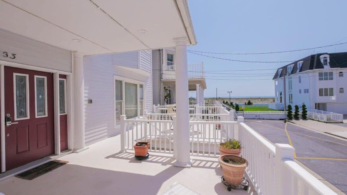 Holiday home 4 000 Sqft Beach Block Oasis - 5 Bedroom