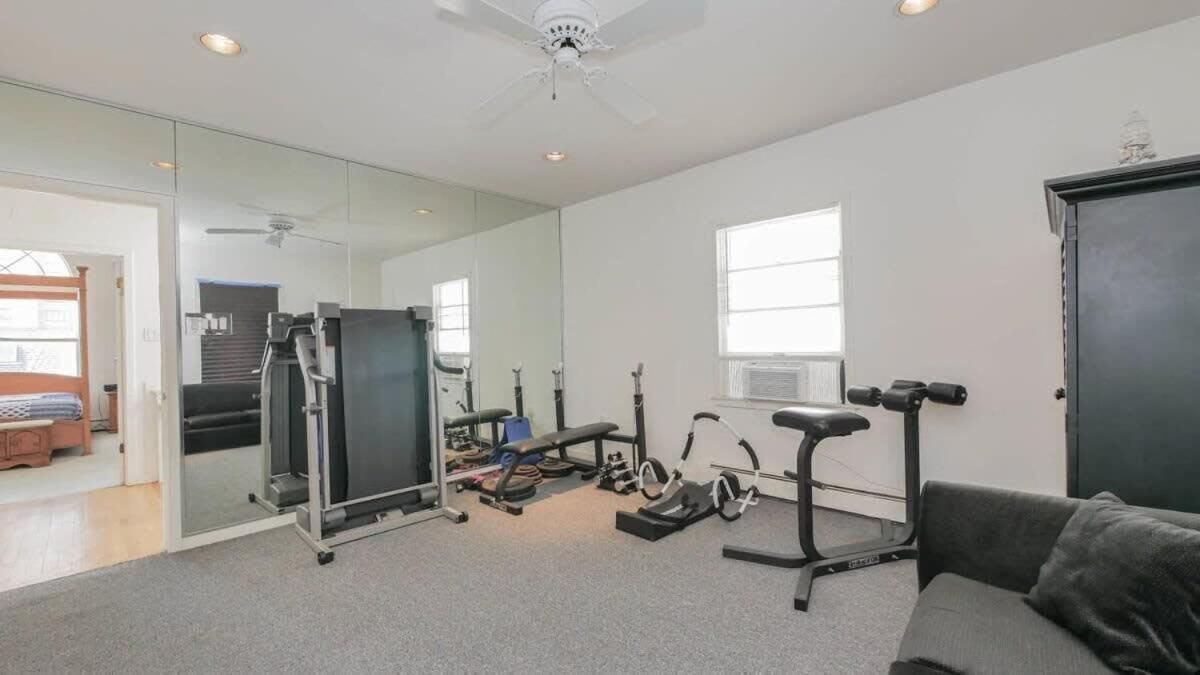 4 000 Sqft Beach Block Oasis - 5 Bedroom Holiday home Atlantic City