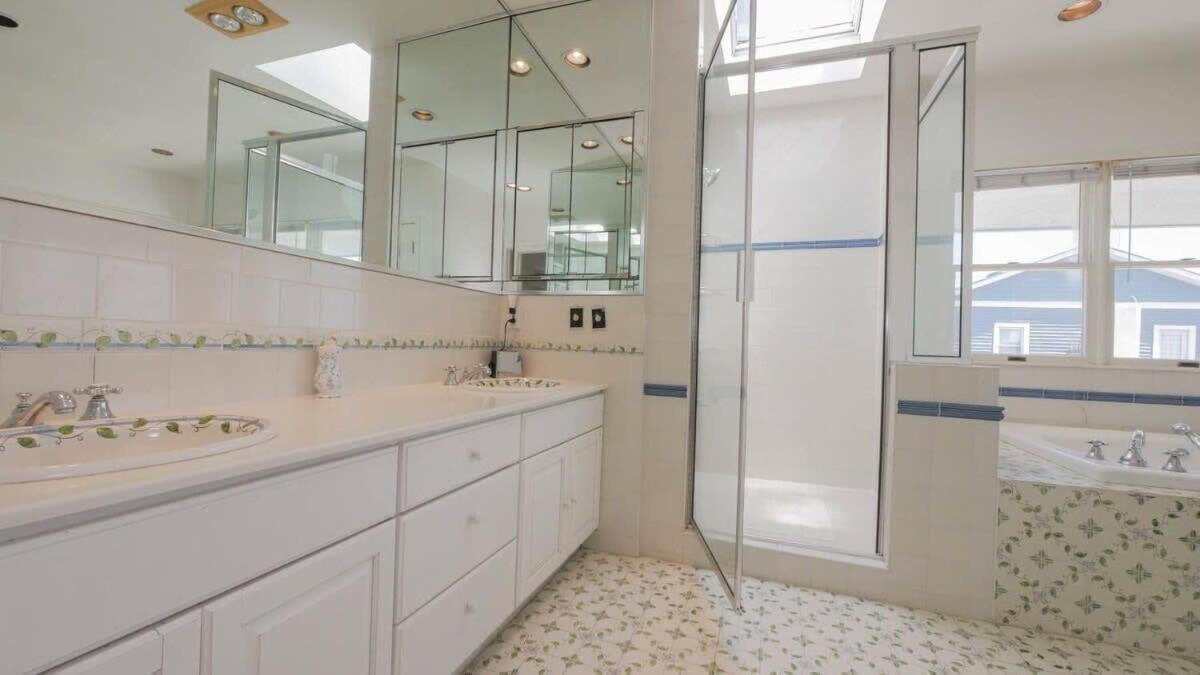 4 000 Sqft Beach Block Oasis - 5 Bedroom Atlantic City