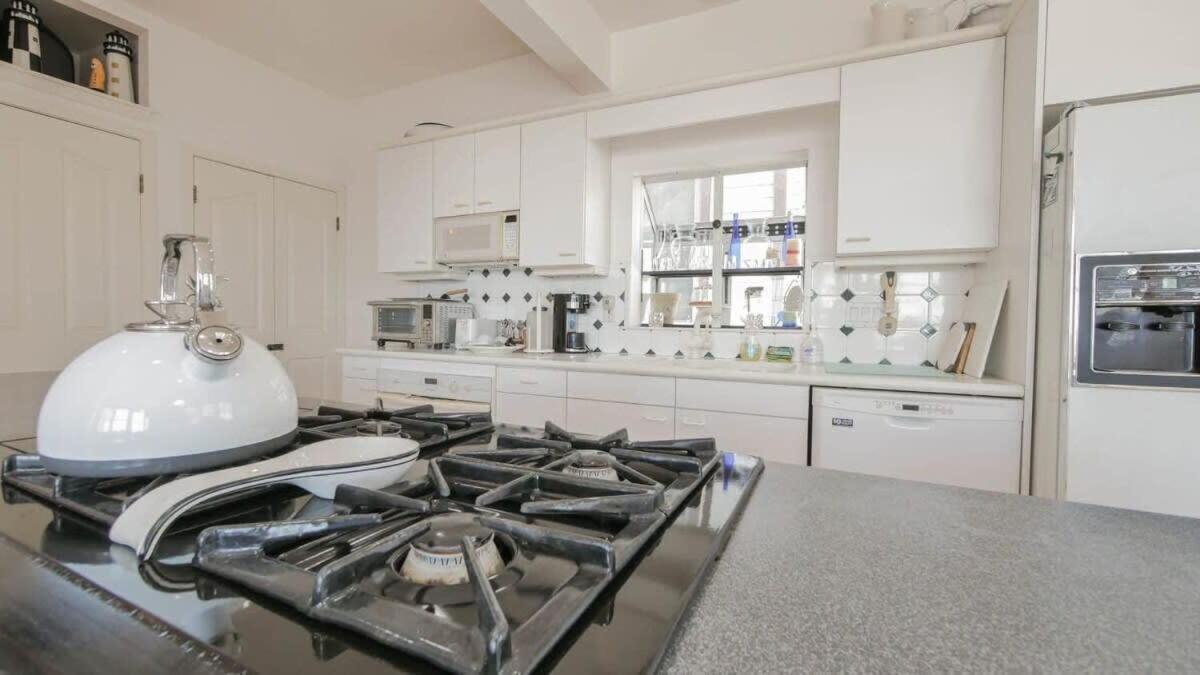4 000 Sqft Beach Block Oasis - 5 Bedroom * Atlantic City
